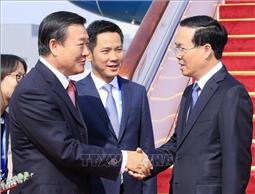 Chủ tịch nước đến Bắc Kinh tham dự Diễn đàn cấp cao 